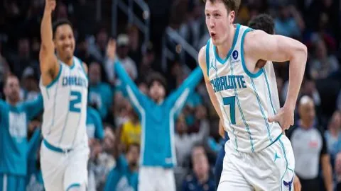 NBA激战连珠：热火对决公牛，四连冠对决，总分揭秘，精彩不容错过！